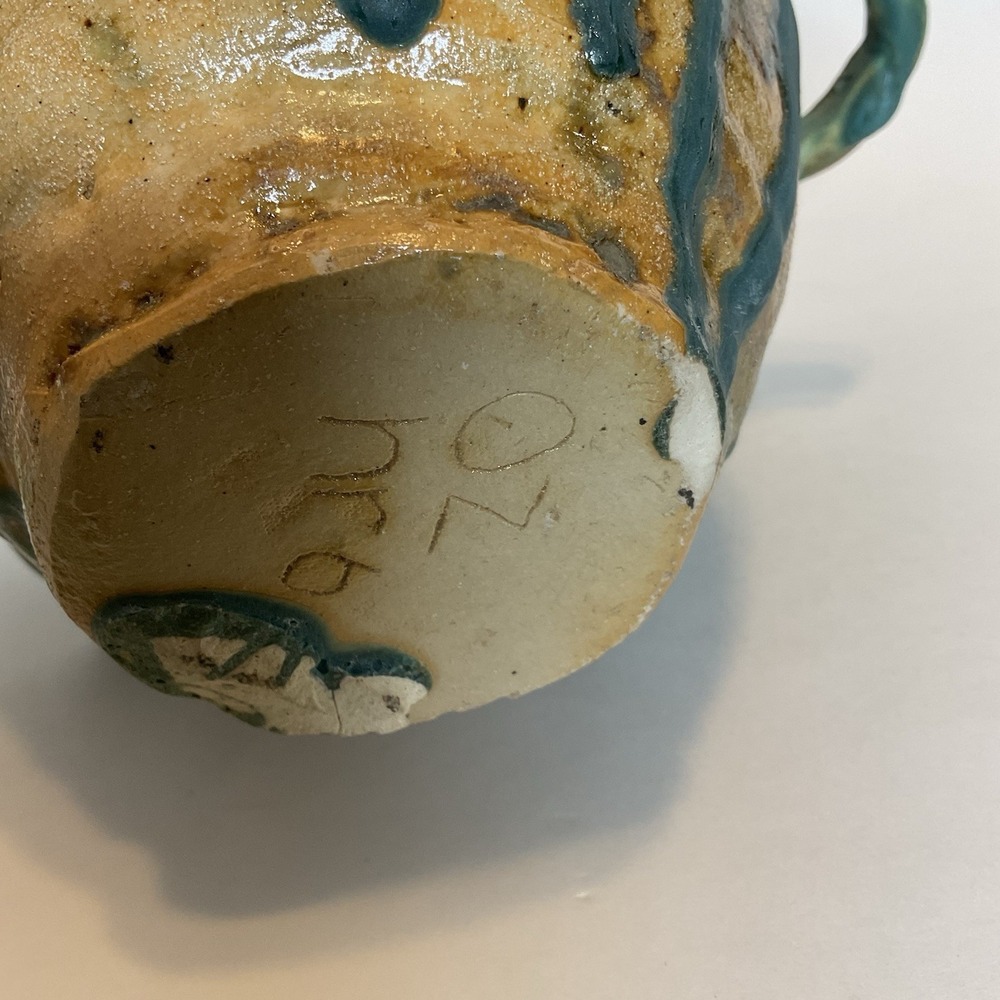 Large Vintage Handmade Asian Tan Green Light Salt Glaze Pottery Chain Wrap Vase - Picture 14 of 15